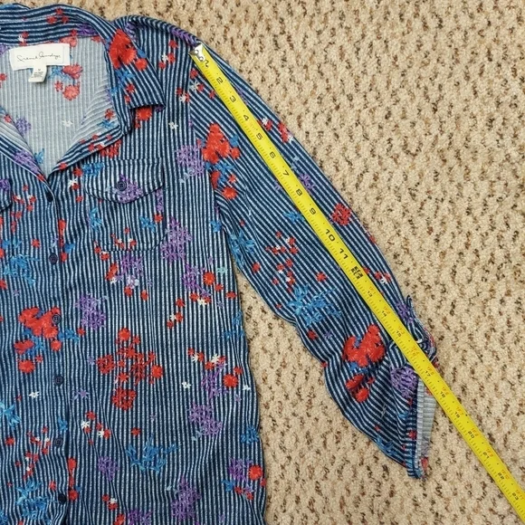 French Laundry Womens Size M Blue Floral Striped Button Front Blouse Long Sleeve - Picture 6 of 14